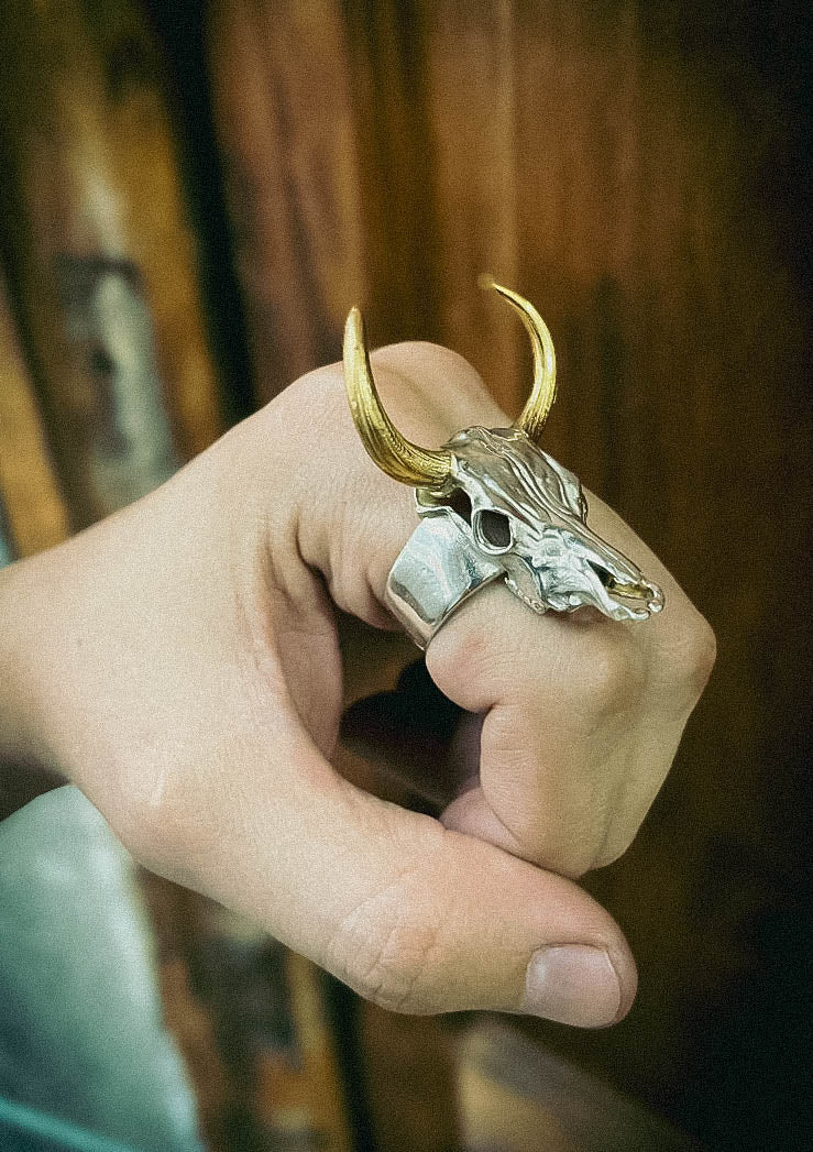 Anillo Cráneo de Toro - Hekau Jewelry