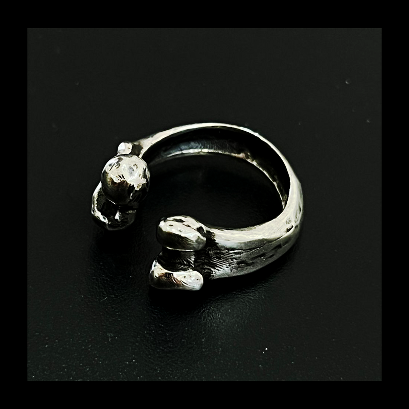 Anillo Fémur - Hekau Jewelry