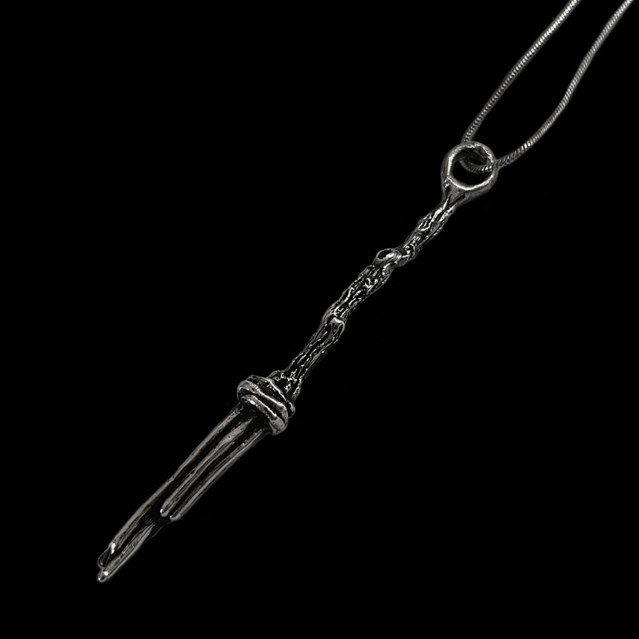 Dije Escoba - Hekau Jewelry