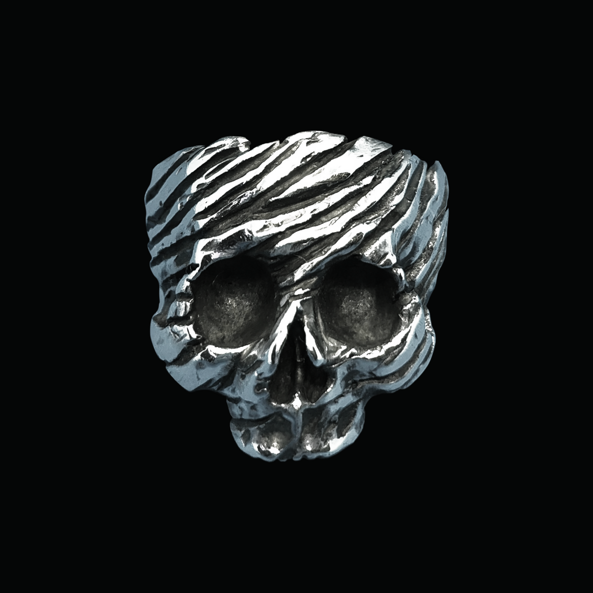 Anillo Cráneo Rayado - Hekau Jewelry