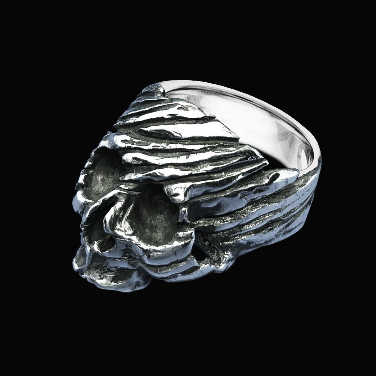 Anillo Cráneo Rayado - Hekau Jewelry