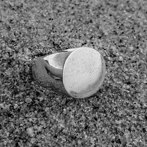 Anillo Signet Redondo - Hekau Jewelry