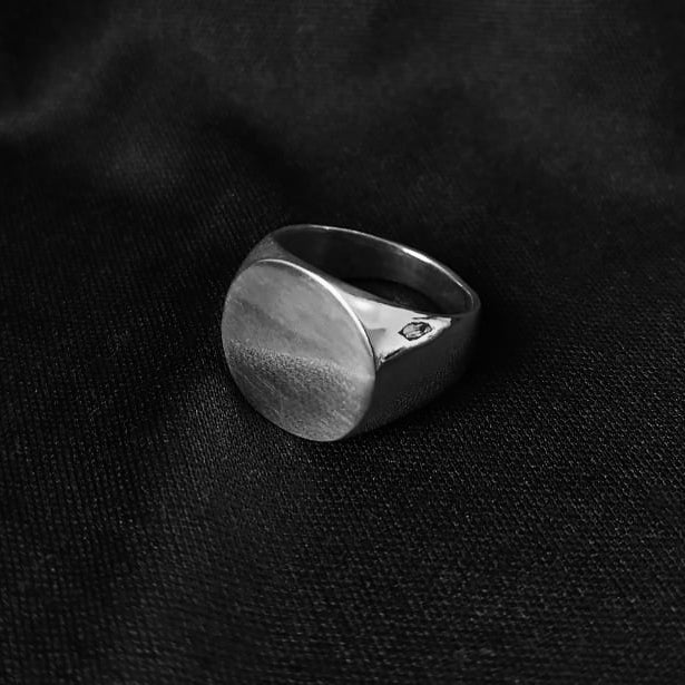 Anillo Signet Redondo - Hekau Jewelry