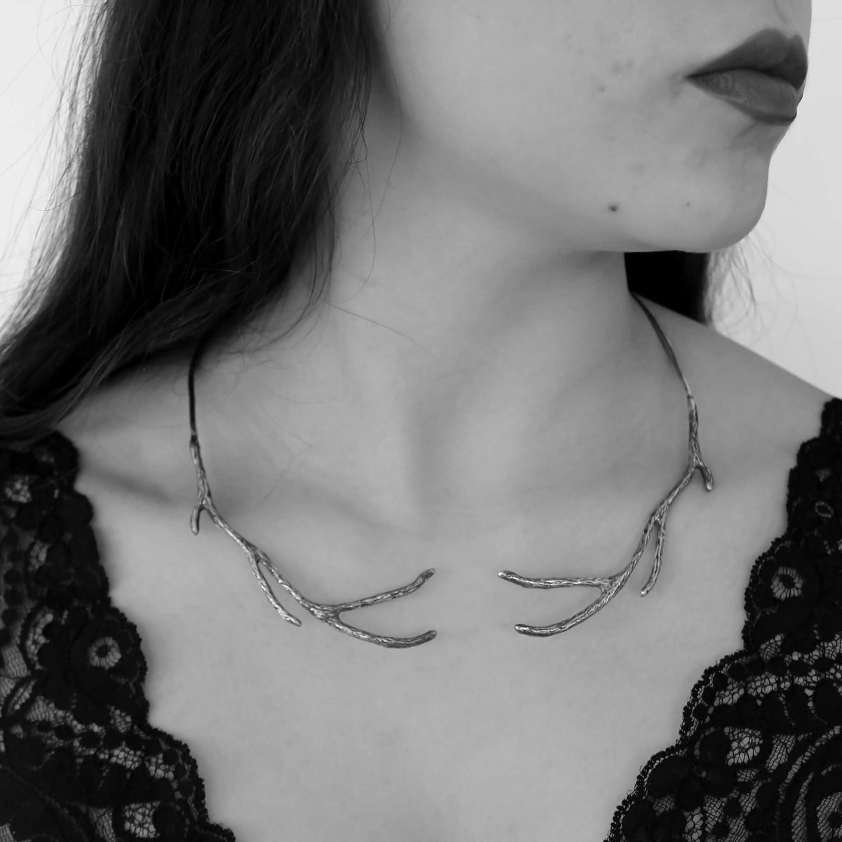 Collar Cuernos / Astas de Ciervo - Hekau Jewelry