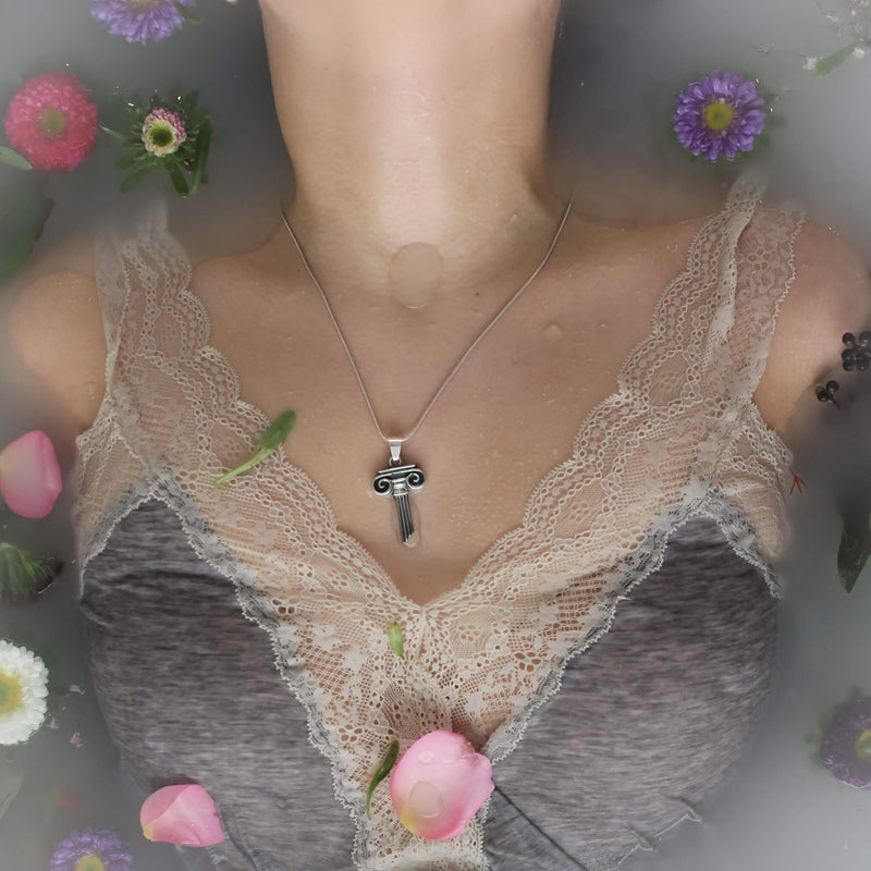Dije Columna Griega - Hekau Jewelry
