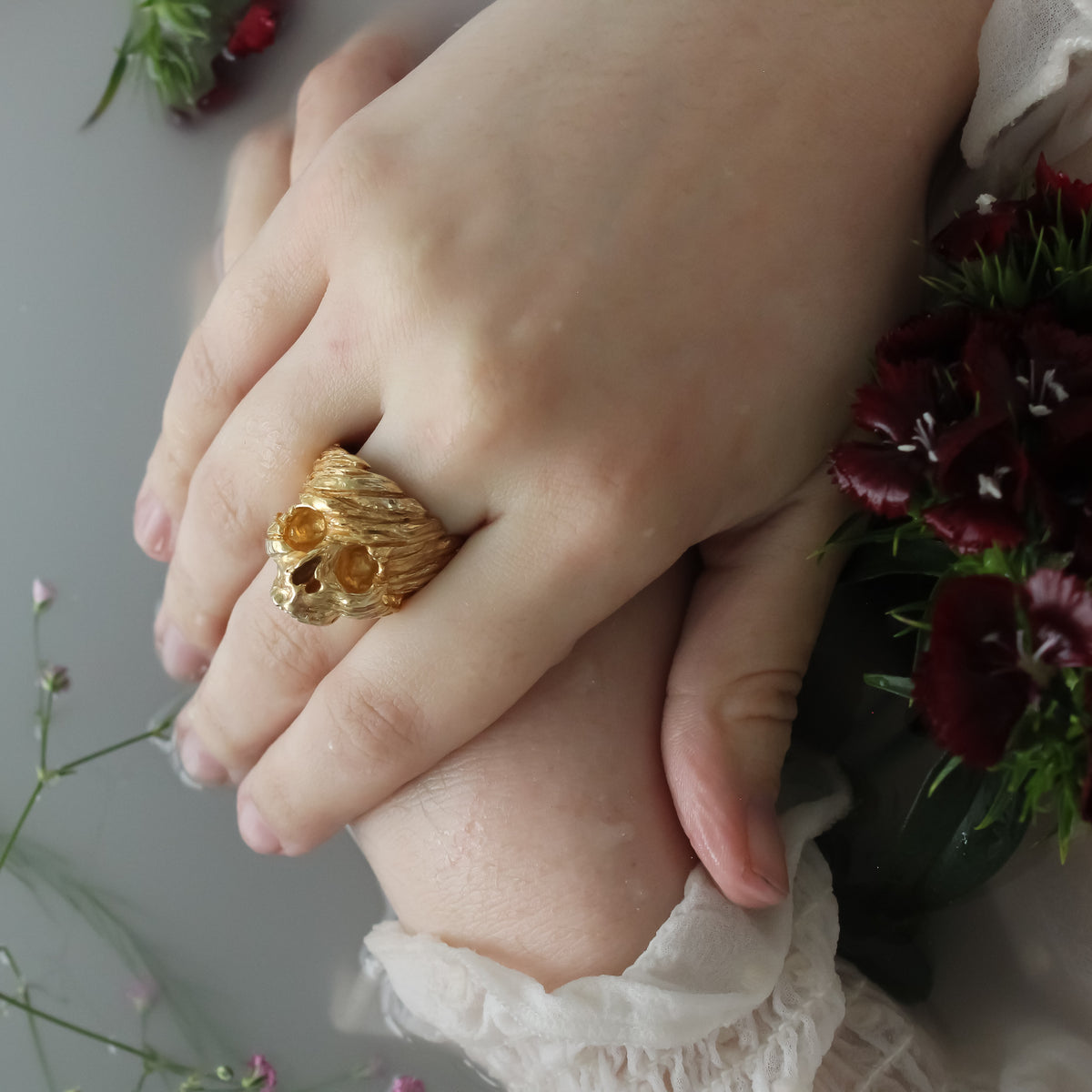 Anillo Cráneo Rayado - Hekau Jewelry