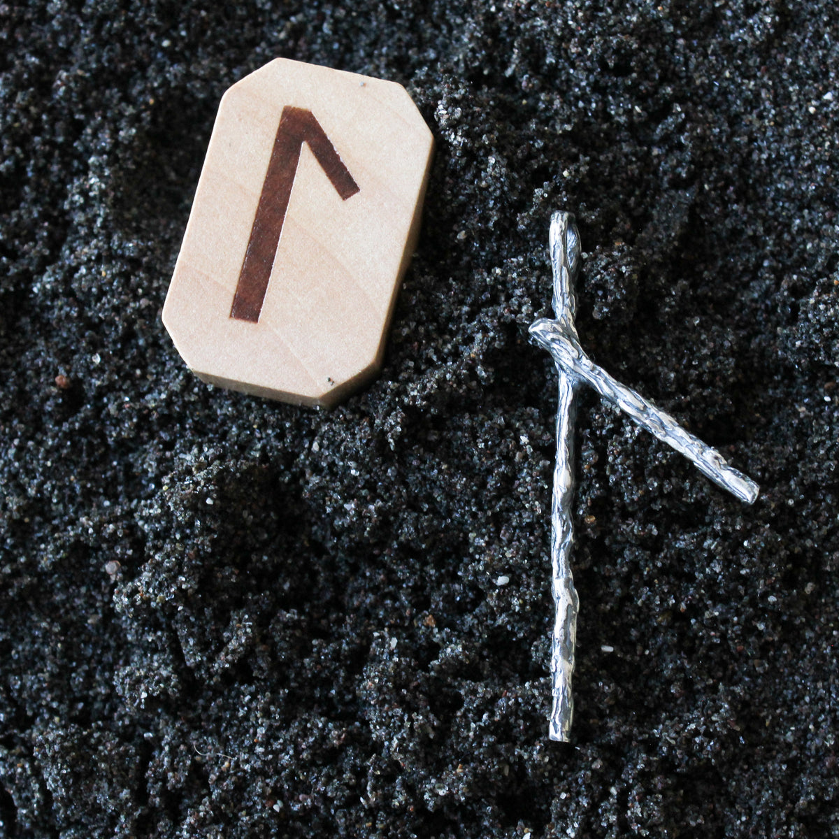 Laguz Runa - Hekau Jewelry