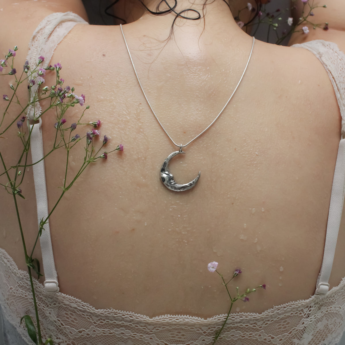 Dije Luna Creciente - Hekau Jewelry