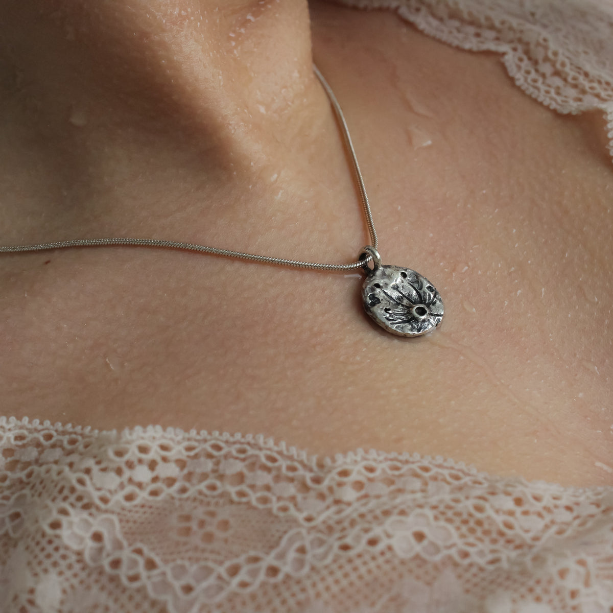 Luna cráter - Hekau Jewelry